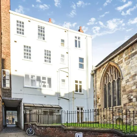 Fawkes Quarter In The Centre Of The City, Sleeps 6 Apartment