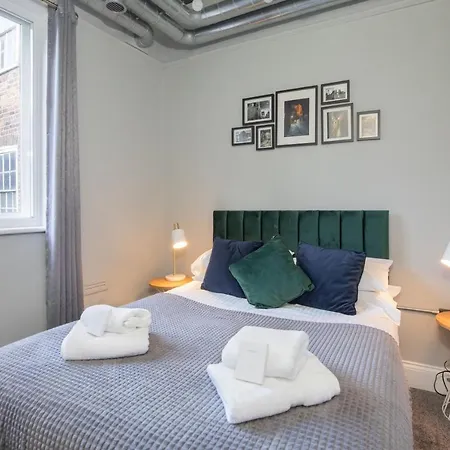Fawkes Quarter In The Centre Of The City, Sleeps 6 Appartement